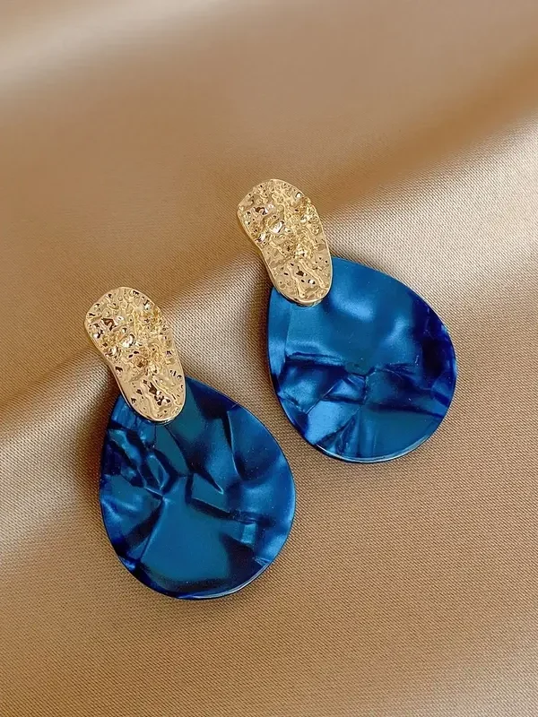 Aretes en forma de Gota